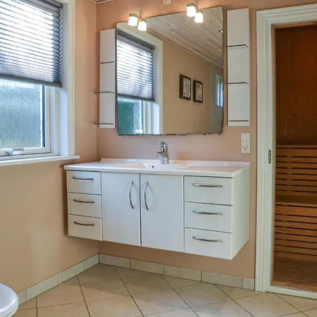 Σπίτι διακοπών Pet Friendly In With Sauna