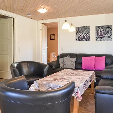 Ferienhaus Pet Friendly In With Sauna *